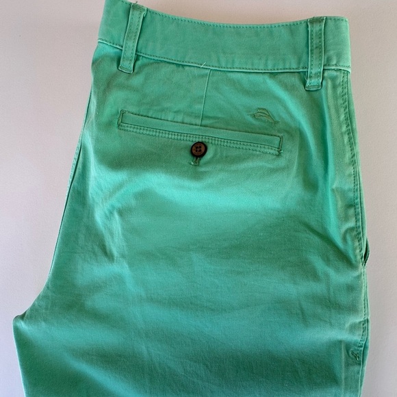 Tommy Bahama Men's Boracay 10"
Chino Shorts, Jade Cream, Sz 32 - Picture 7 of 11